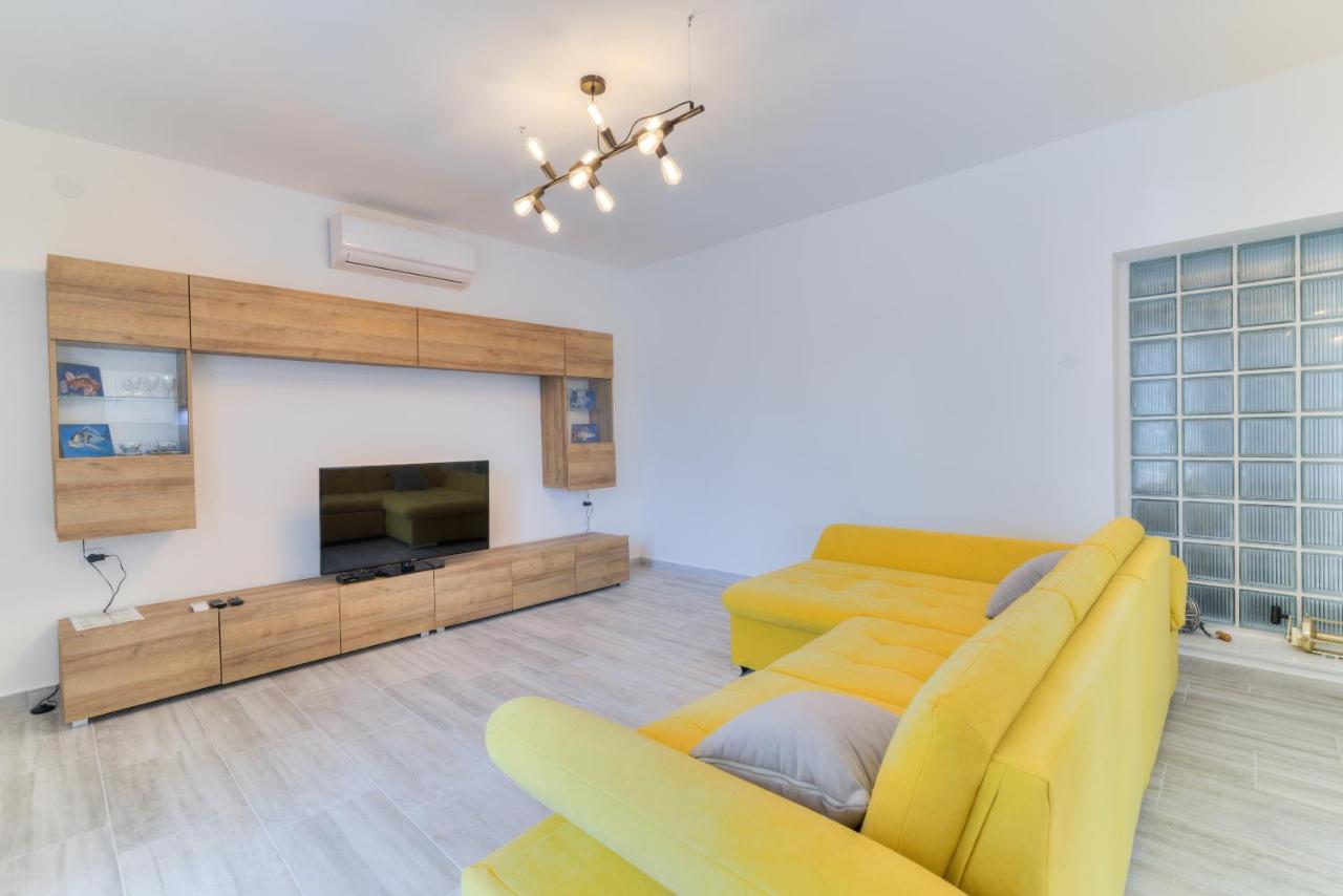 Demi II Apartment Senj  Ngoại thất bức ảnh
